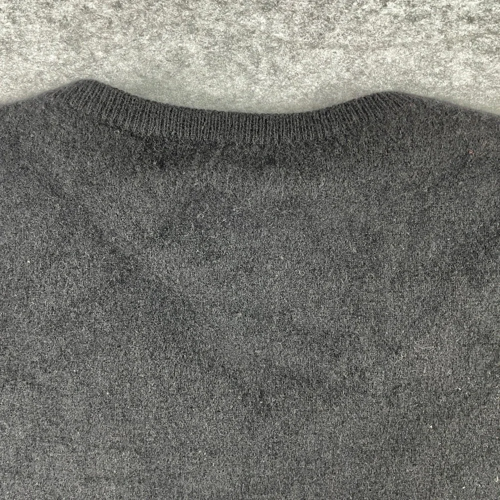 Polo Ralph Lauren Sweater Mens L Black 100% Merino Wool V-Neck Purple Pony